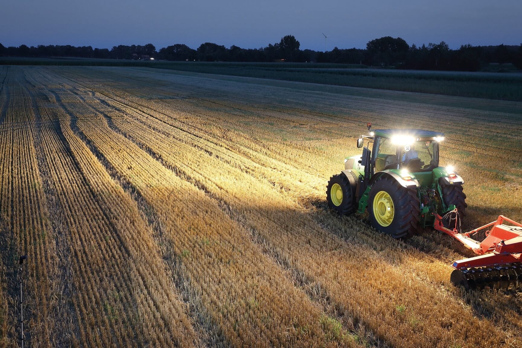 LED en Agricultura: El Futuro de Cultivos Eficientes
