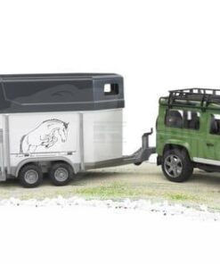 Land Rover Defender con remolque para caballos