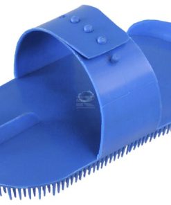 Plastic needle curry comb