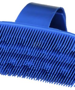 Plastic needle curry comb