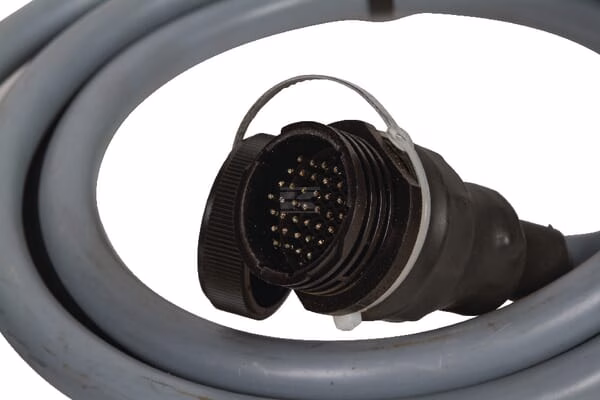 Cable alargador 37 -núc. (3 m) 3 Cable alargador 37 -núc. (3 m)