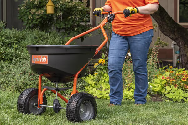 Esparcidor de fertilizante de empuje 50kg 2 Push fertiliser spreader 50kg