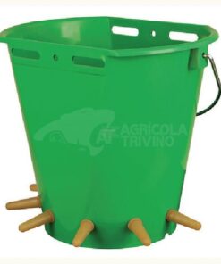 Cubo corderos plást. 6 tetinas