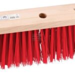 Escoba sintética 40 cm madera FSC