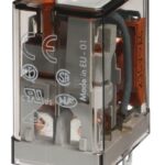 Relé, 2 polos, 12V/CC