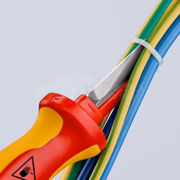 Cuchillo pelacables 7 Cuchillo pelacables