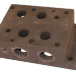 Conector 1 1/4" conexión inferior y lateral NG25
