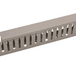 Conducto de cableado 20x20 mm