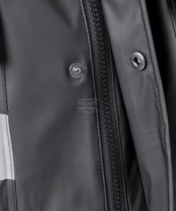 Chubasquero negro talla 50 (M) 31 Chubasquero negro talla 50 (M)
