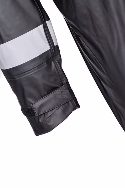 Mono de lluvia negro talla 54 (L)