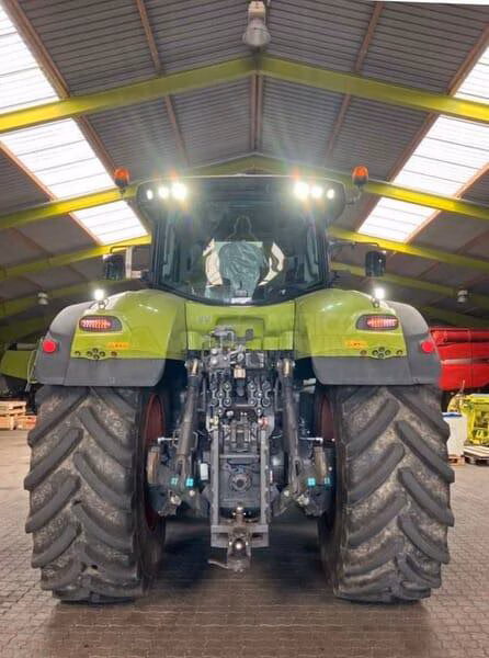 Foco de trabajo LED, 40 W, 4000 lm, redondo, blanco, 10/30 V, 84 x 126 x 71,8 mm, enchufe, haz de luz puntual, 4 LED's, 360 grados, AMP Kramp 9 Foco de trabajo LED, 40 W, 4000 lm, redondo, blanco, 10/30 V, 84 x 126 x 71,8 mm, enchufe, haz de luz puntual, 4 LED's, 360 grados, AMP Kramp