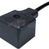 Conector con cable moldeado