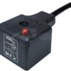 Conector con cable moldeado
