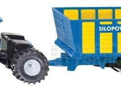 Tractor New Holland con remolque autocargador