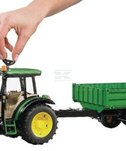 Tractor John Deere 5115M con remolque
