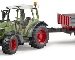 FendtVario 211 con cargador frontal y remolque basculante