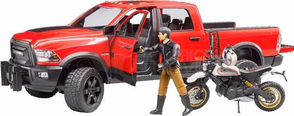 Ram 2500 con Ducati racer 5 Ram 2500 con Ducati racer
