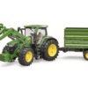 John Deere 7R 350 con cargador frontal y remolque