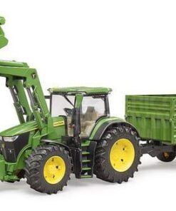 John Deere 7R 350 con cargador frontal y remolque