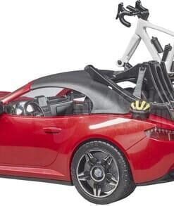Roadster con 1 bicicleta de carretera y ciclista