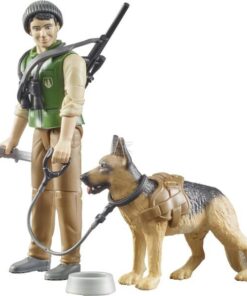 Guardabosques con perro y equipo