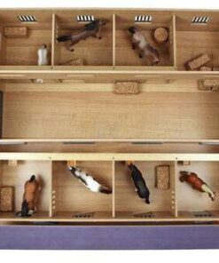 Caballeriza, escala 1:24, 75x69x32cm