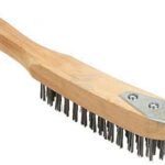 Cepillo metálica con mango de madera
