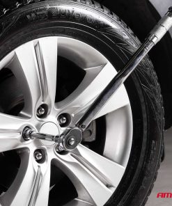 Llave dinamométrica torque (apriete) con copas 17/19/21 mm 40-210 Nm AMiO-02407 9 Llave dinamométrica torque (apriete) con copas 17/19/21 mm 40-210 Nm AMiO-02407