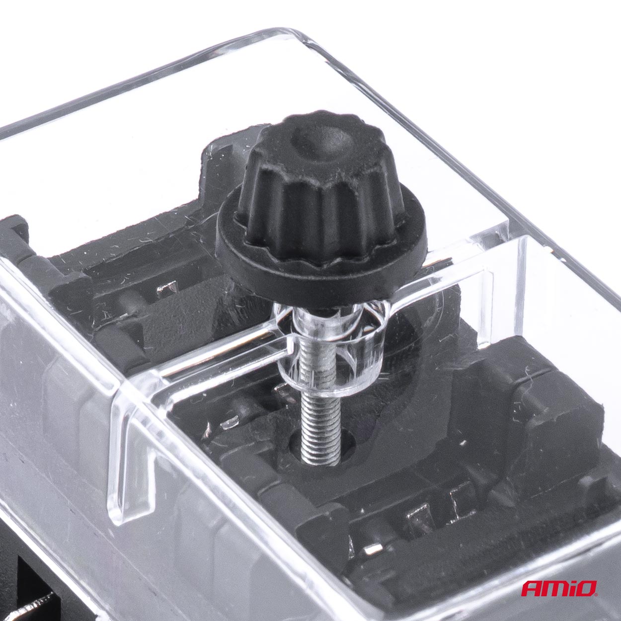 Caja de fusibles 6 tomas 30A max 3 Caja de fusibles 6 tomas 30A max