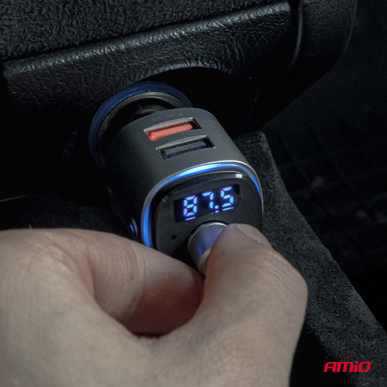 Transmisor FM 2×USB-A microSD 12V 24V AMIO-04654 3 Transmisor FM 2×USB-A microSD 12V 24V AMIO-04654