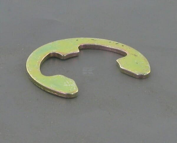 Anillo de retención 12