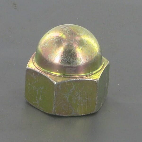 Tuerca de sombrero M10