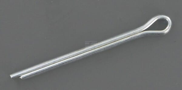 Clavija hendida 4-45