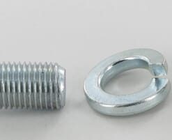 Perno + tuerca + arandela M14x1.5x40 12.9