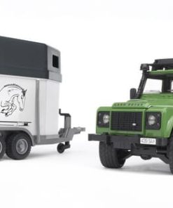 Land Rover Defender con remolque para caballos