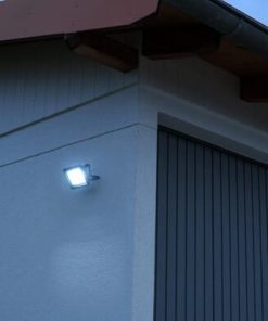 Luz LED JARO 4060 3450 lm, 30 W 31 Luz LED JARO 4060 3450 lm, 30 W