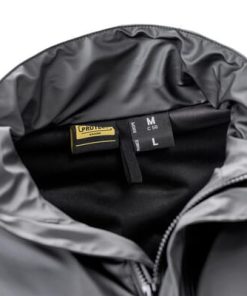 Chubasquero negro talla 66 (4XL)