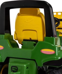 Neumático de cargador frontal John Deere7310R 28 Neumático de cargador frontal John Deere7310R