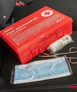 Alternative view of Botiquín de primeros auxilios en una caja de plástico conforme a la norma DIN 13164 con boquilla AMIO-05012